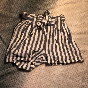 Striped shorts!!